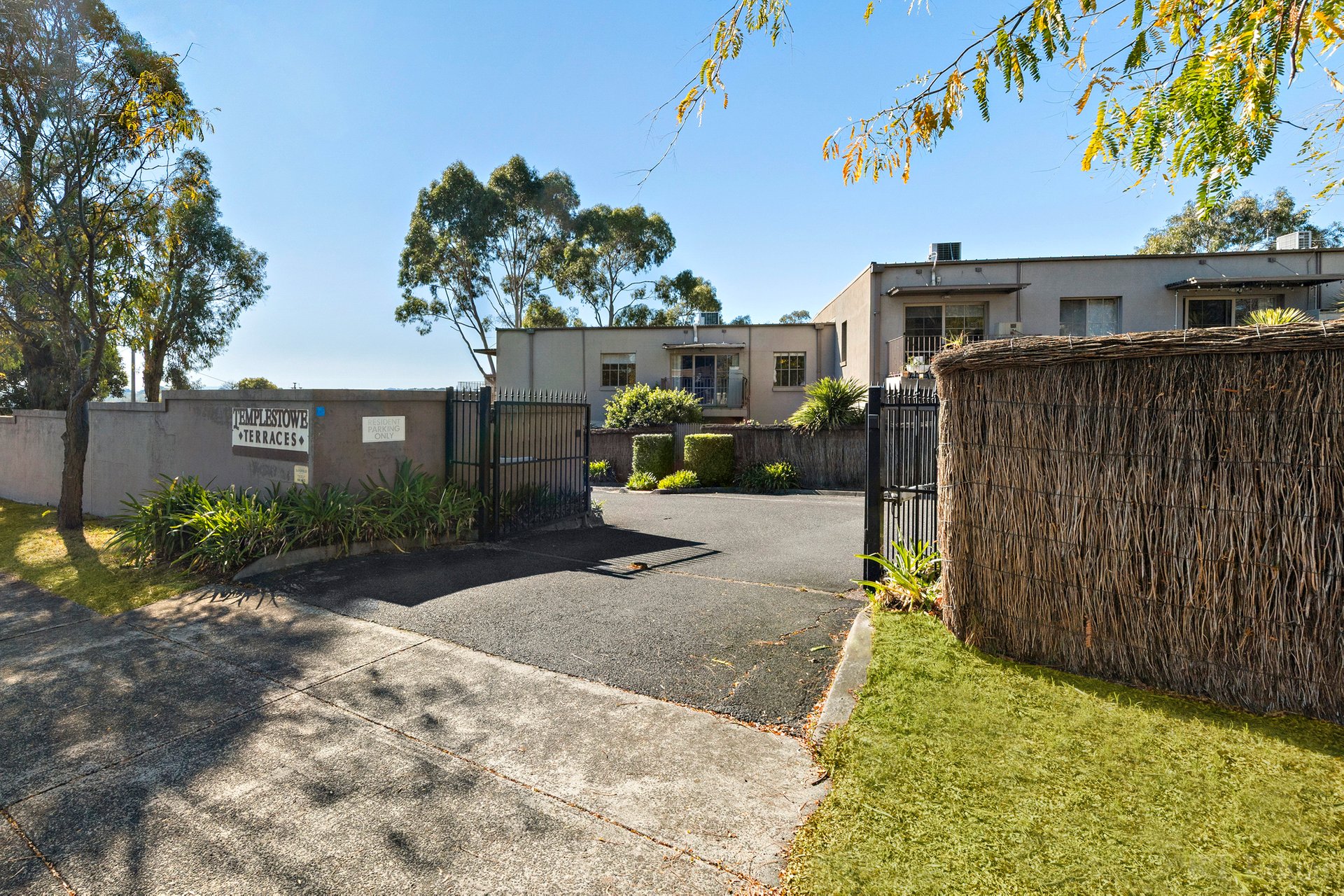 Property Gallery - Main Image