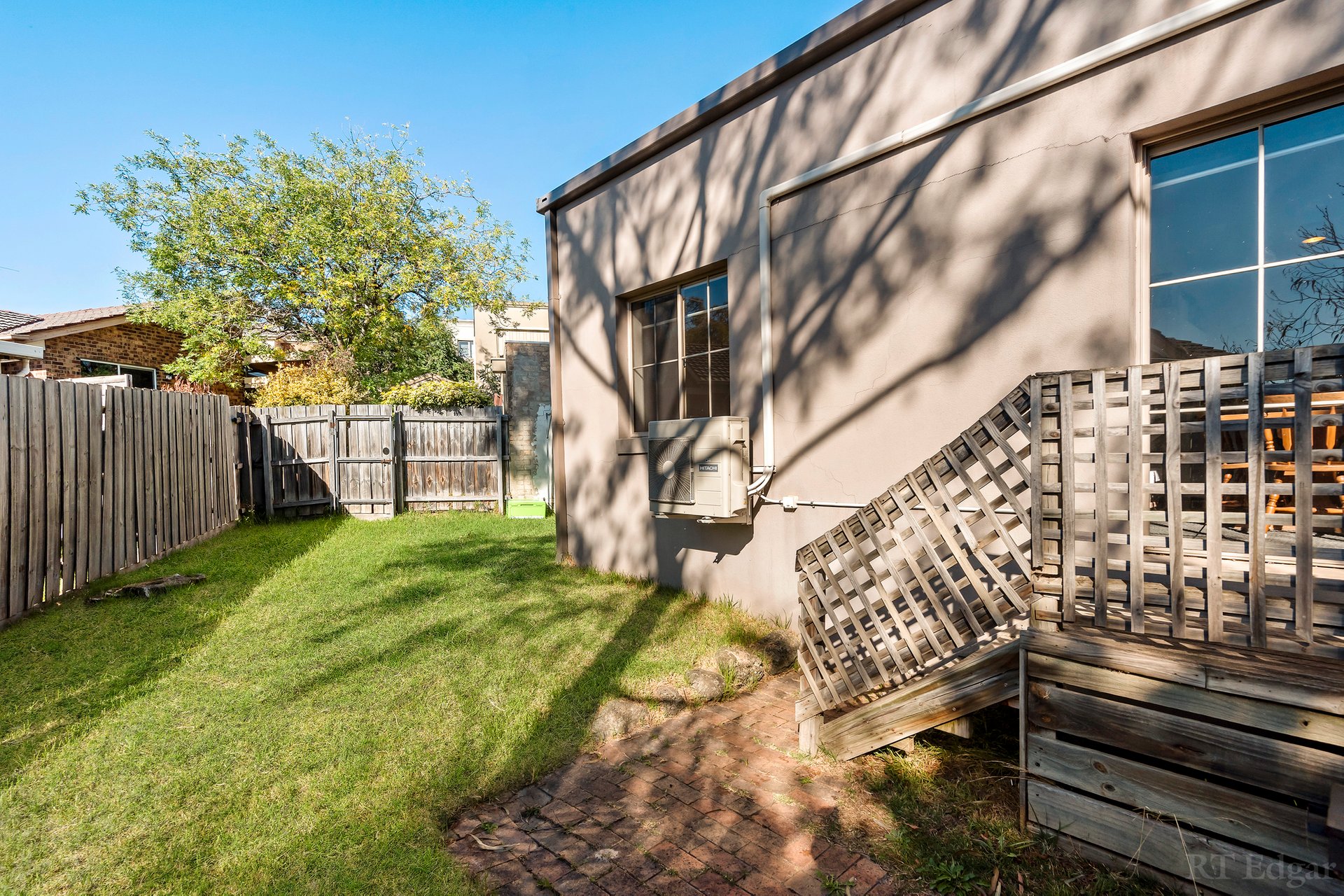 Property Gallery Thumbnail 8