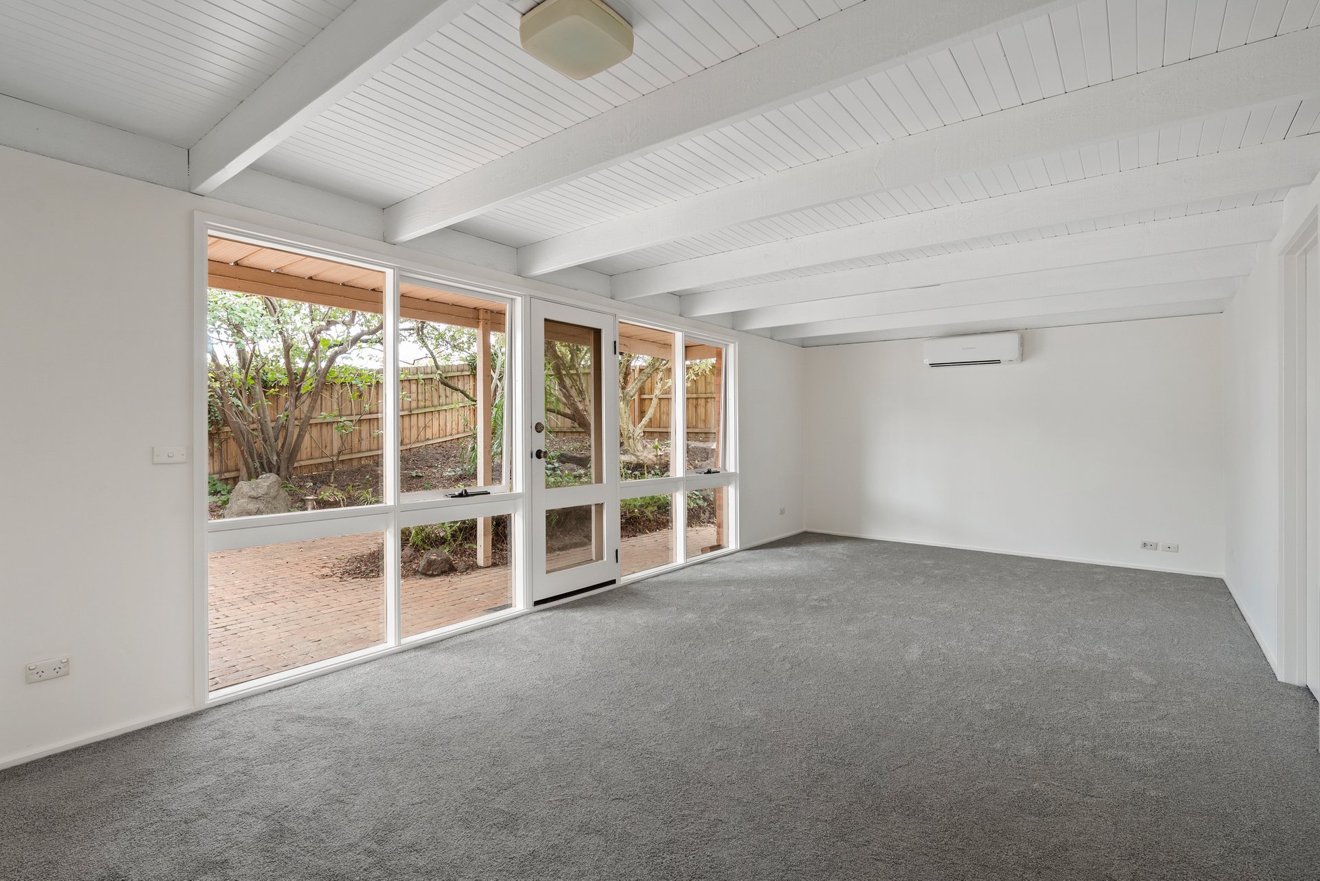 322 Eastbourne Road ROSEBUD