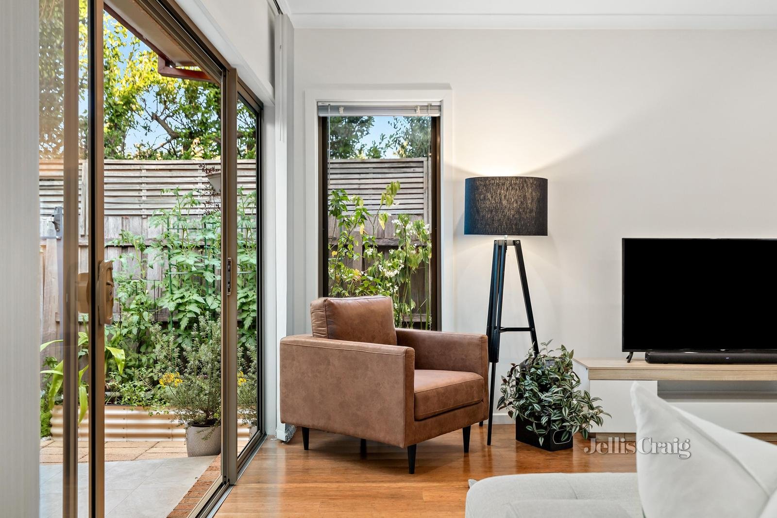 3/22 Irvine Street, Pascoe Vale image 2