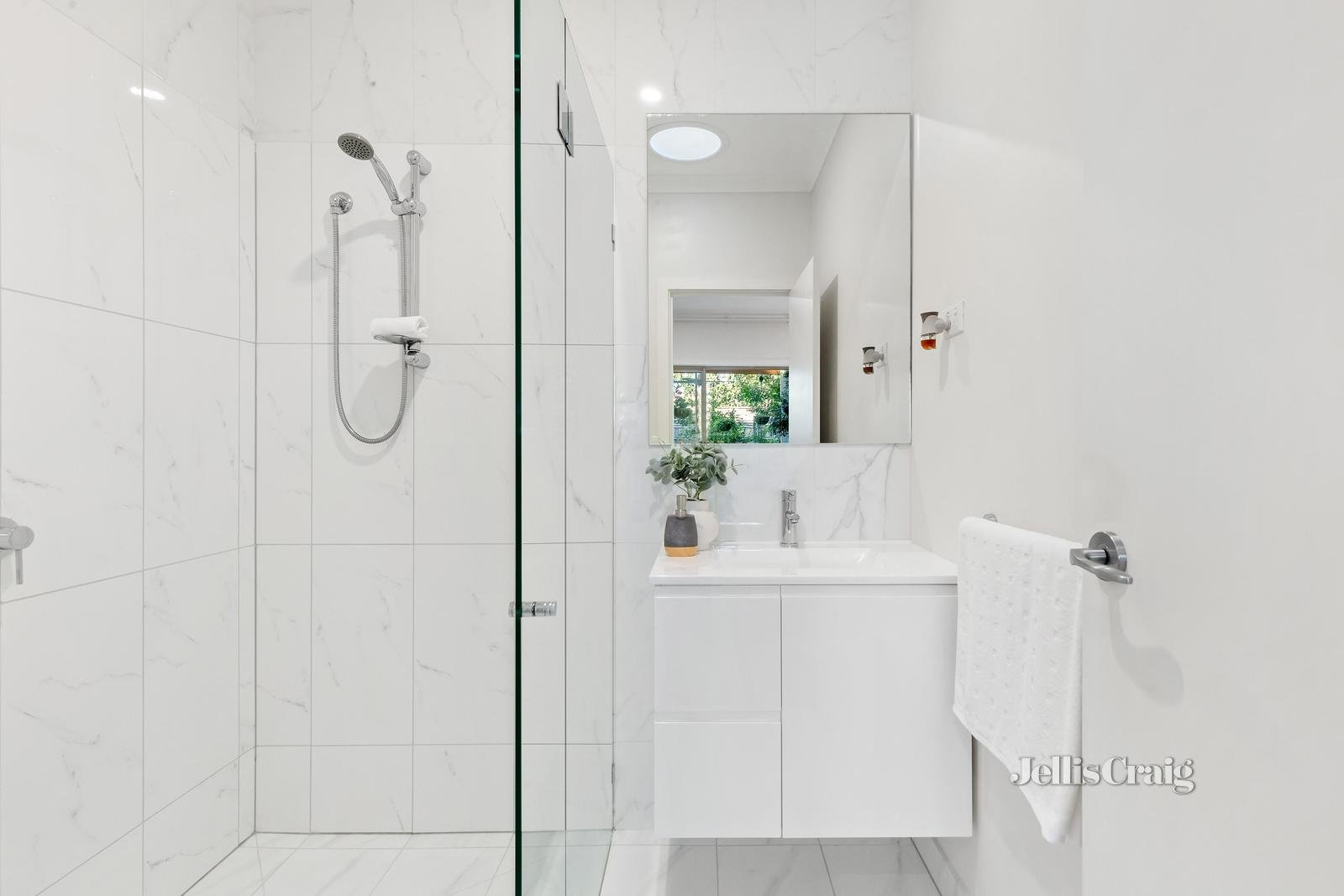 3/22 Irvine Street, Pascoe Vale image 12