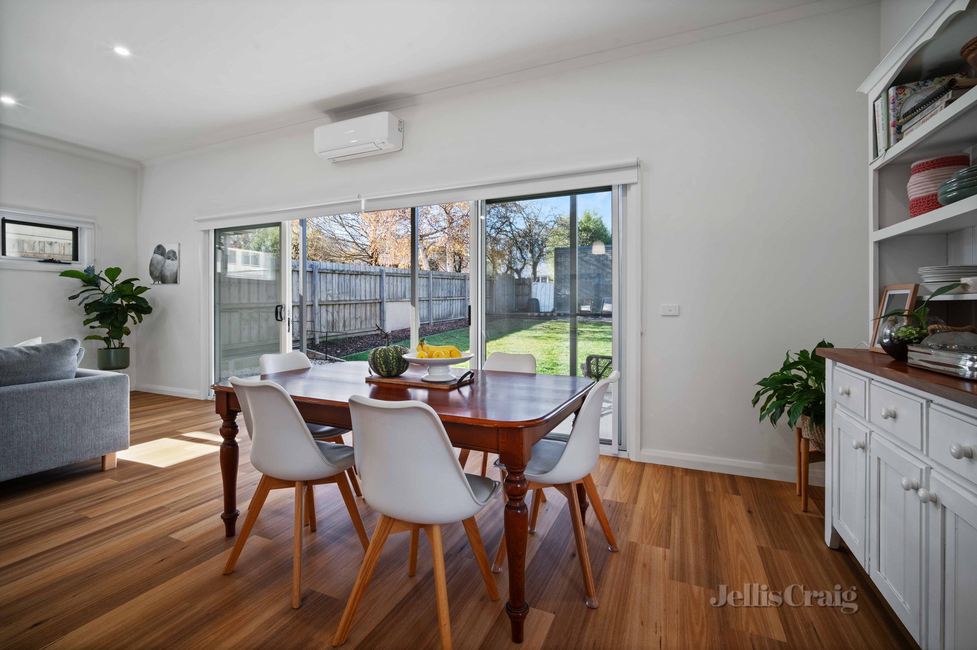 322 Lydiard Street North, Soldiers Hill image 4