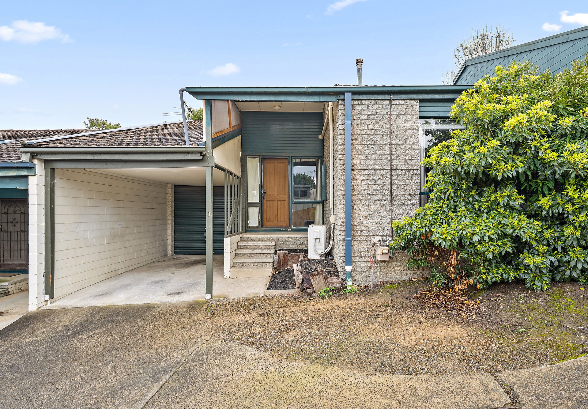 3/22 Munro Street, Ringwood image 2
