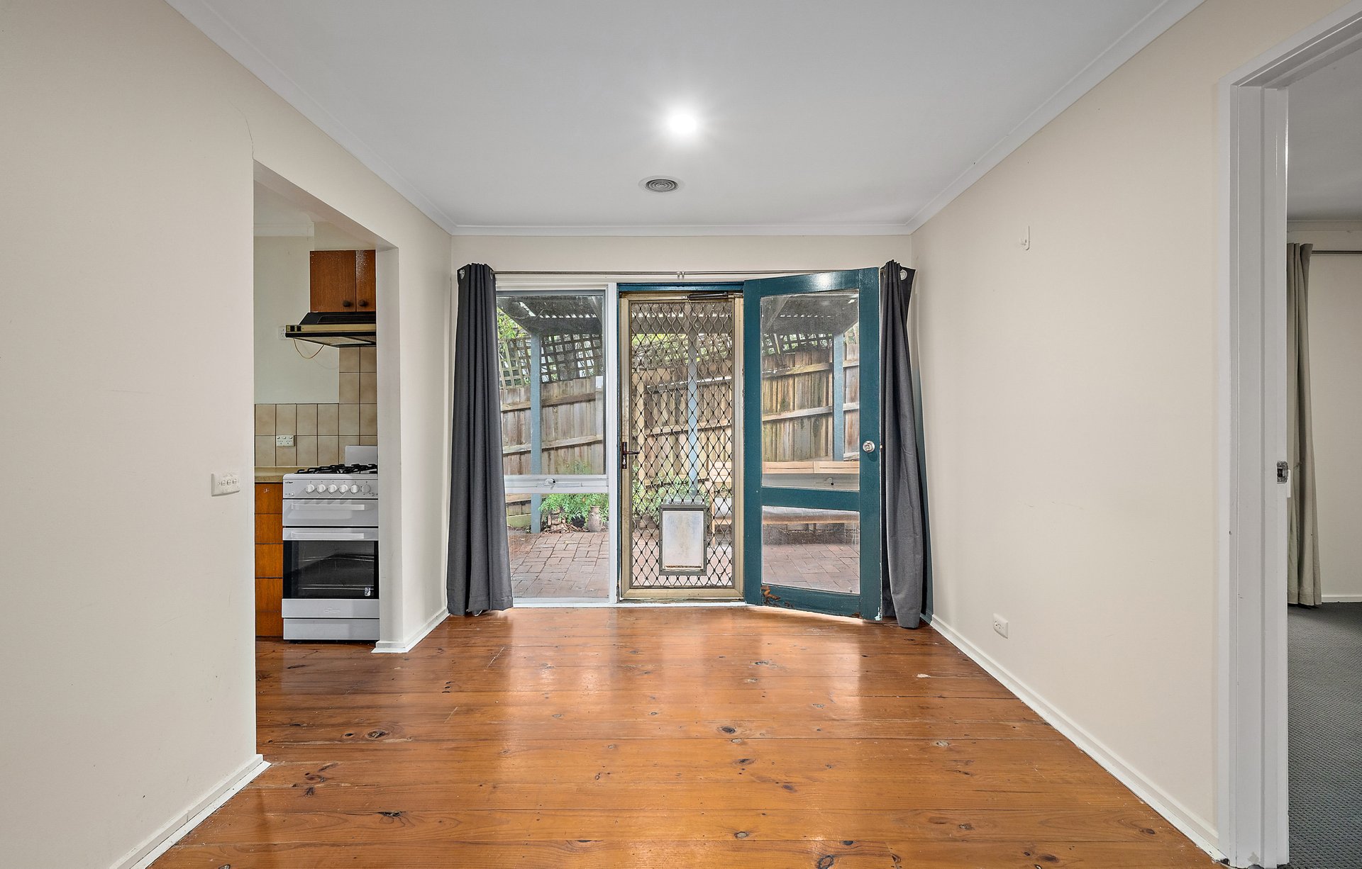 3/22 Munro Street, Ringwood image 5