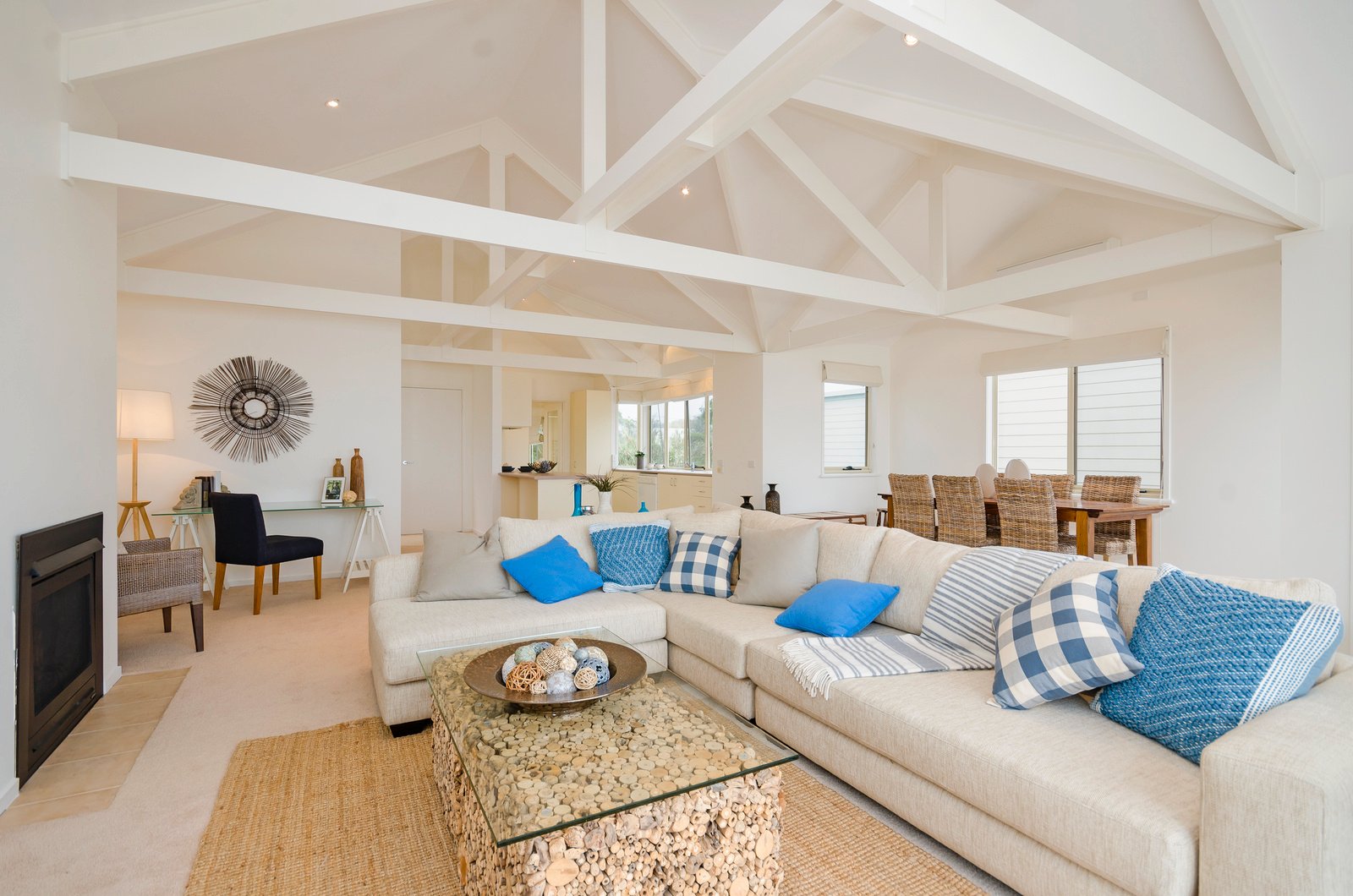 Property Gallery Thumbnail 3
