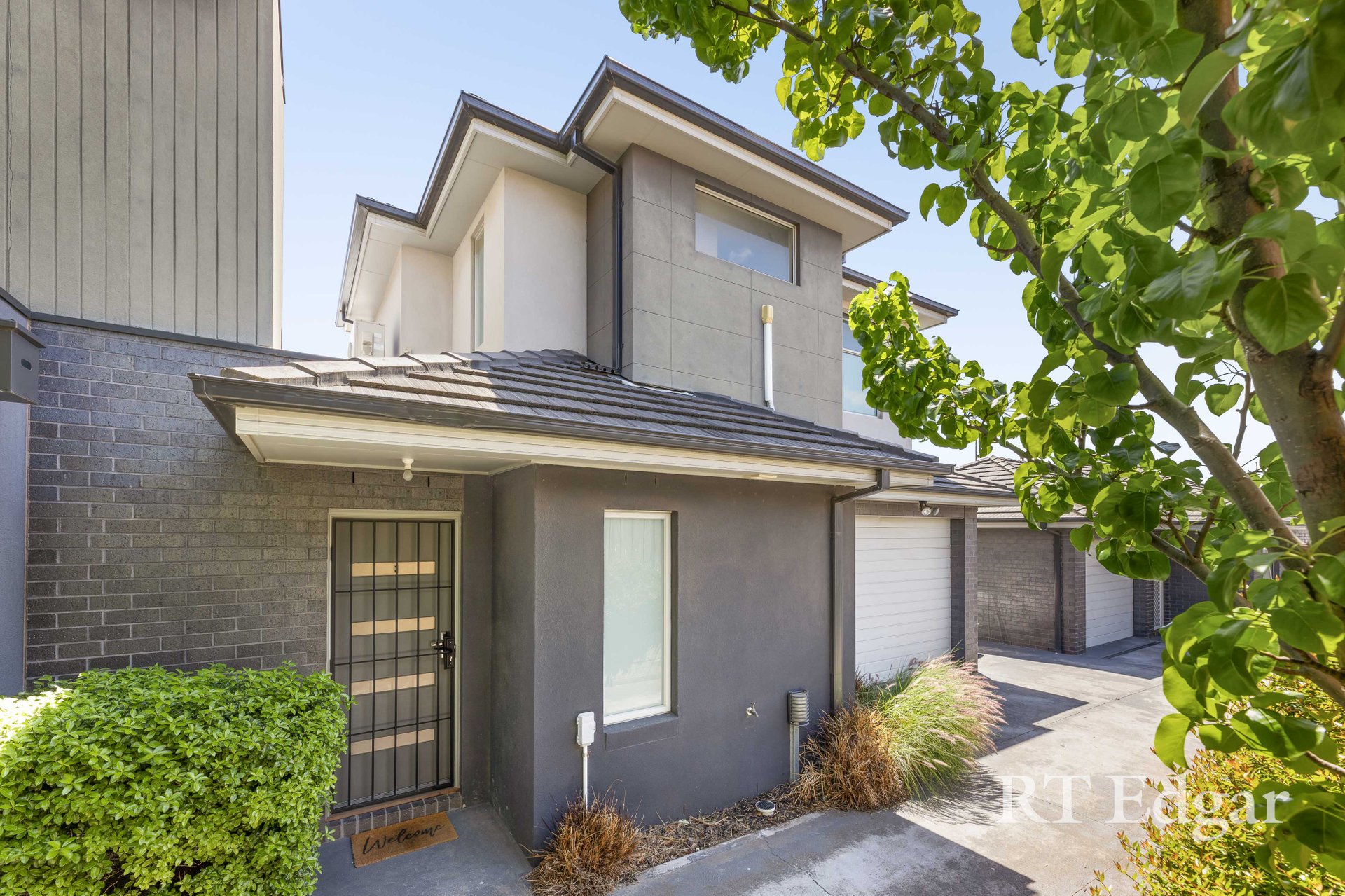 Property Gallery - Main Image