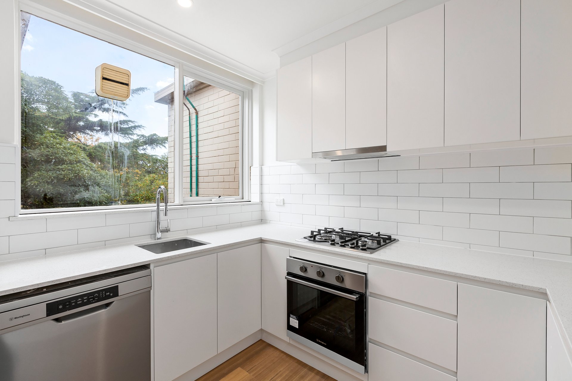 Property Gallery Thumbnail 2