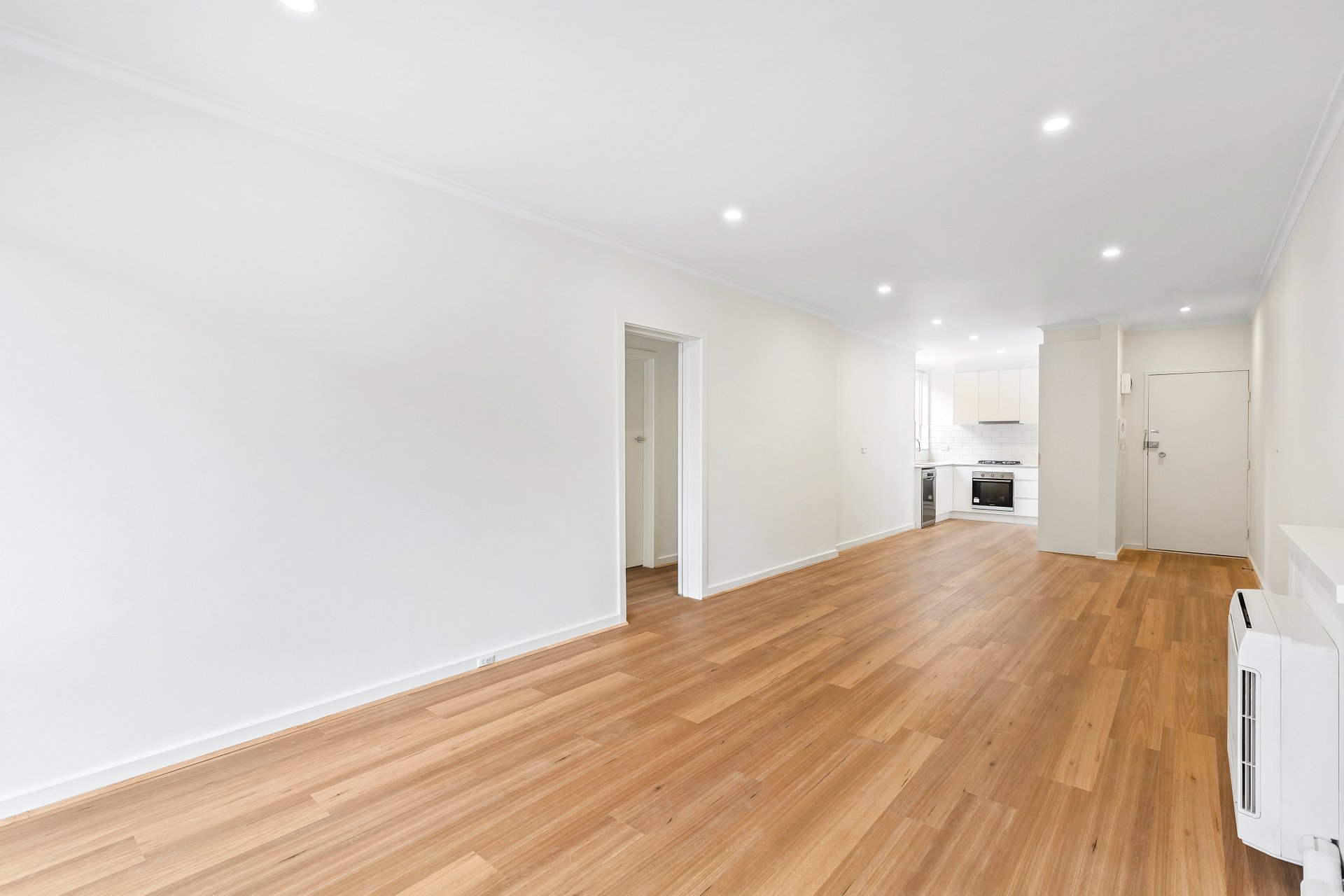 Property Gallery Thumbnail 3