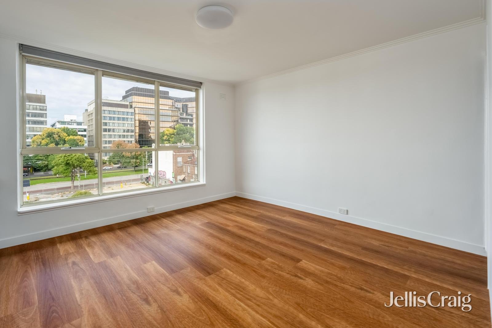 32/21-23 George Street, Fitzroy image 3