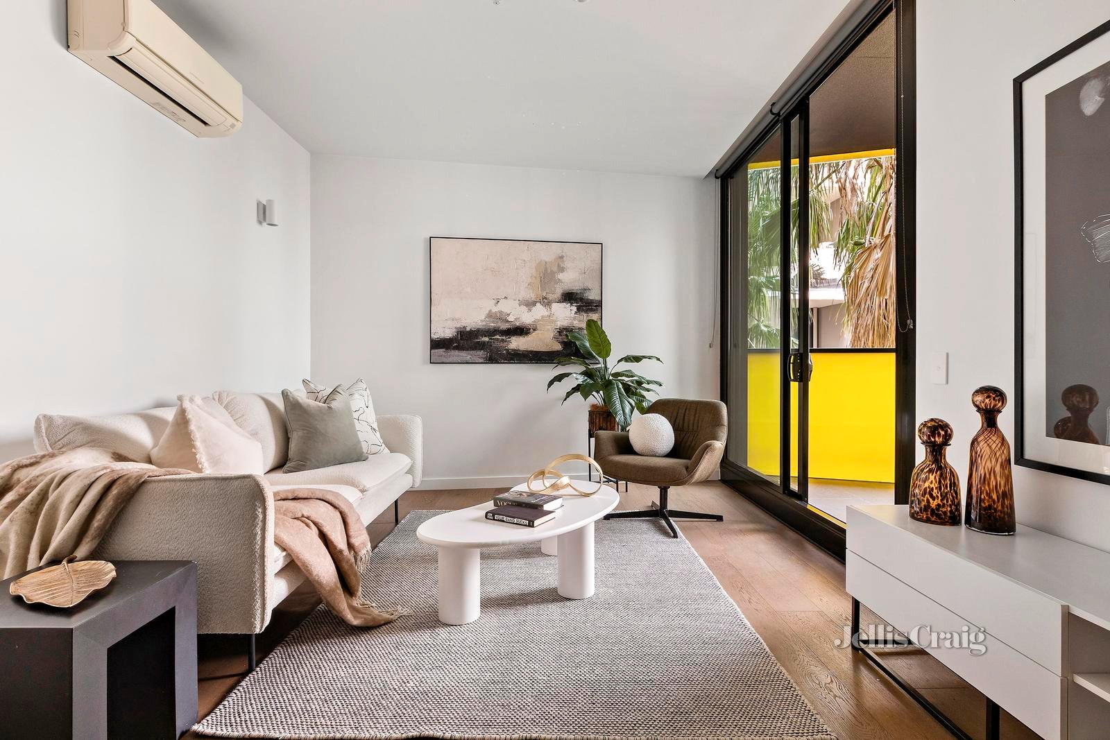 322/33 Blackwood Street, North Melbourne image 1