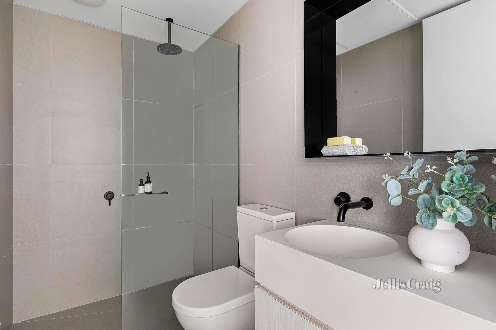 322/33 Blackwood Street, North Melbourne image 7