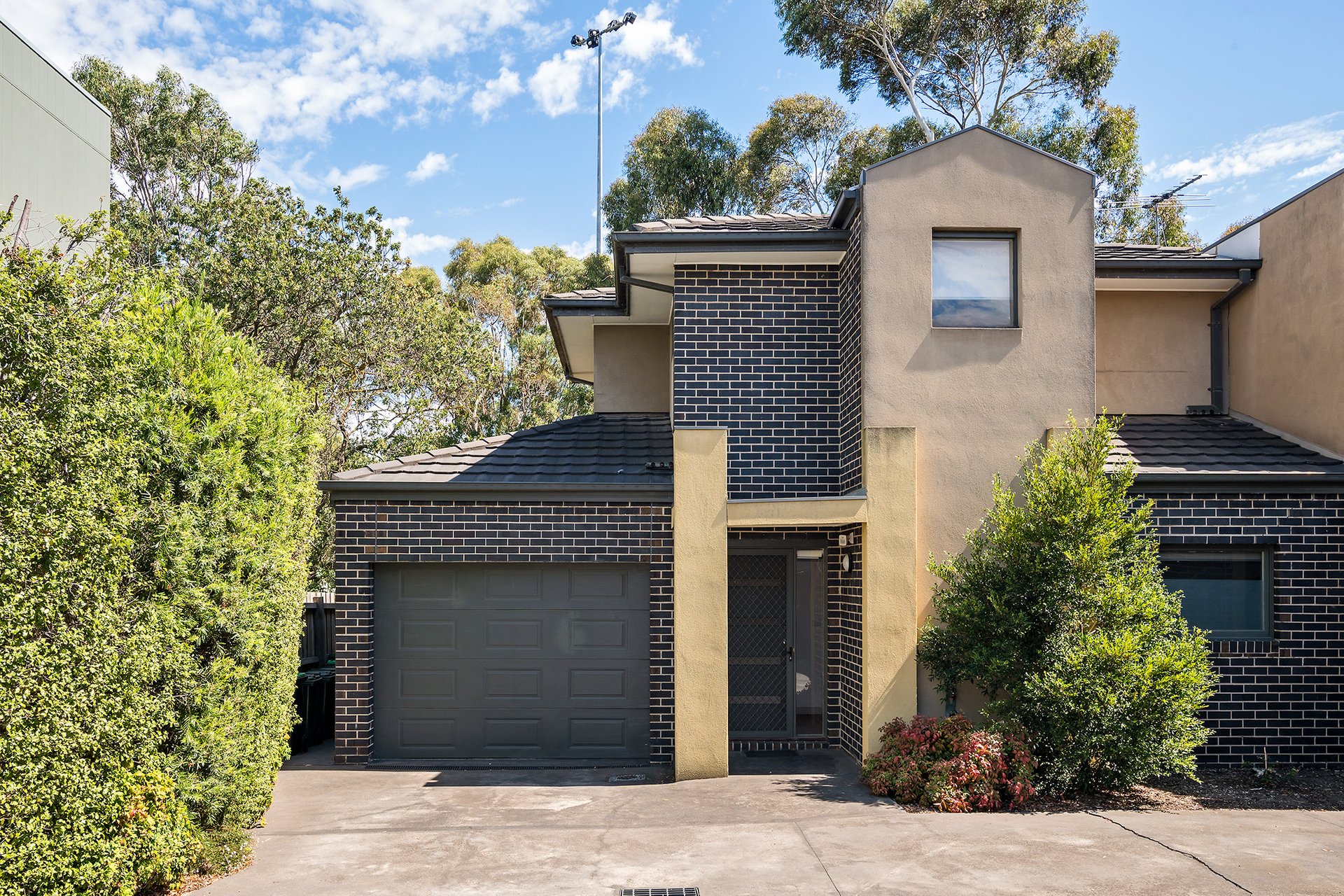 Property Gallery - Main Image