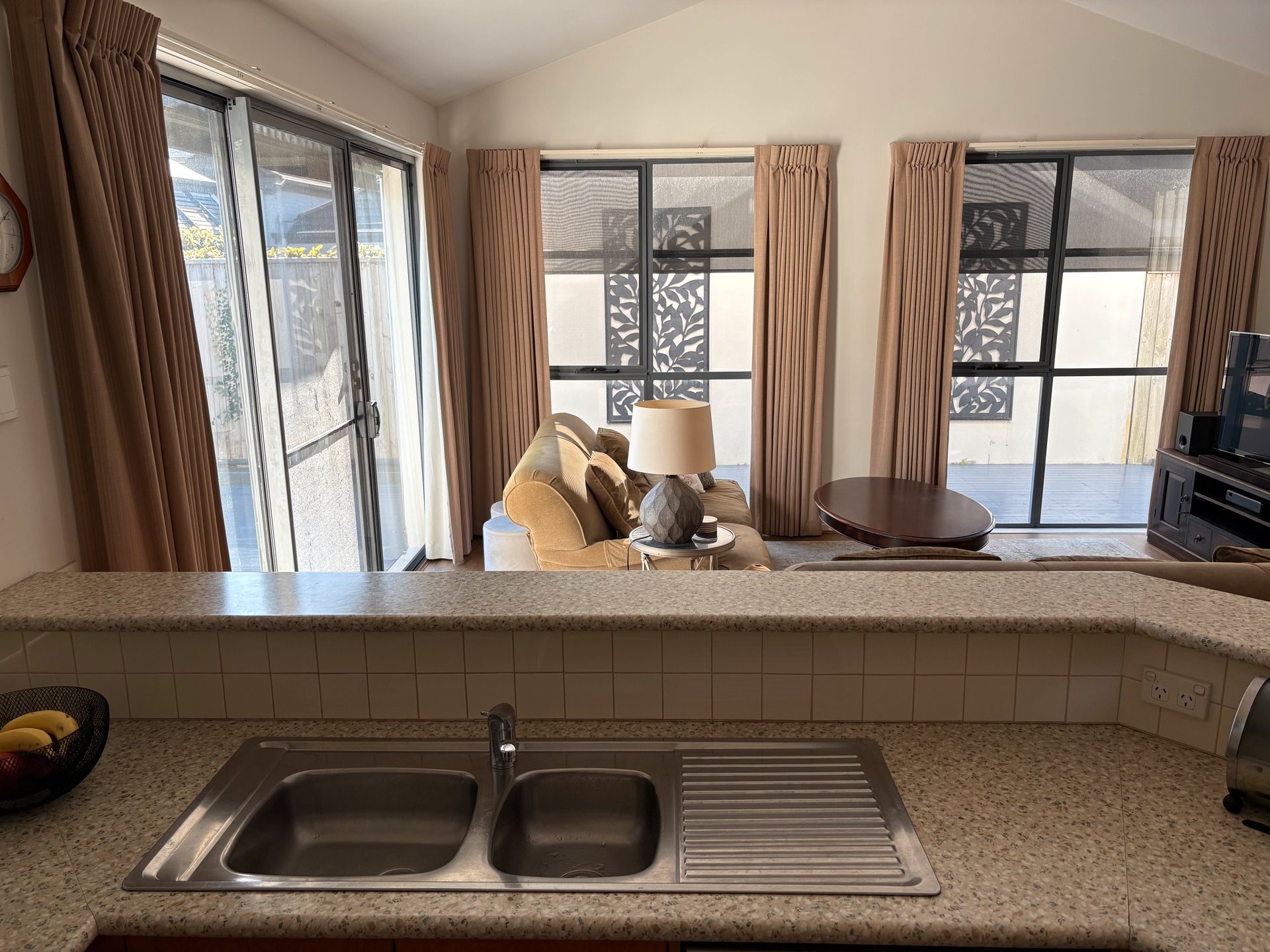 Property Gallery Thumbnail 8
