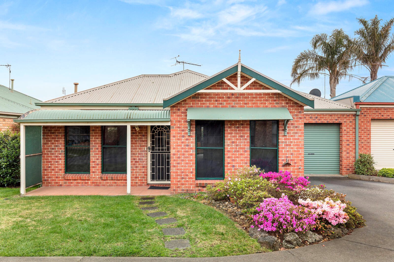 Property Gallery - Main Image