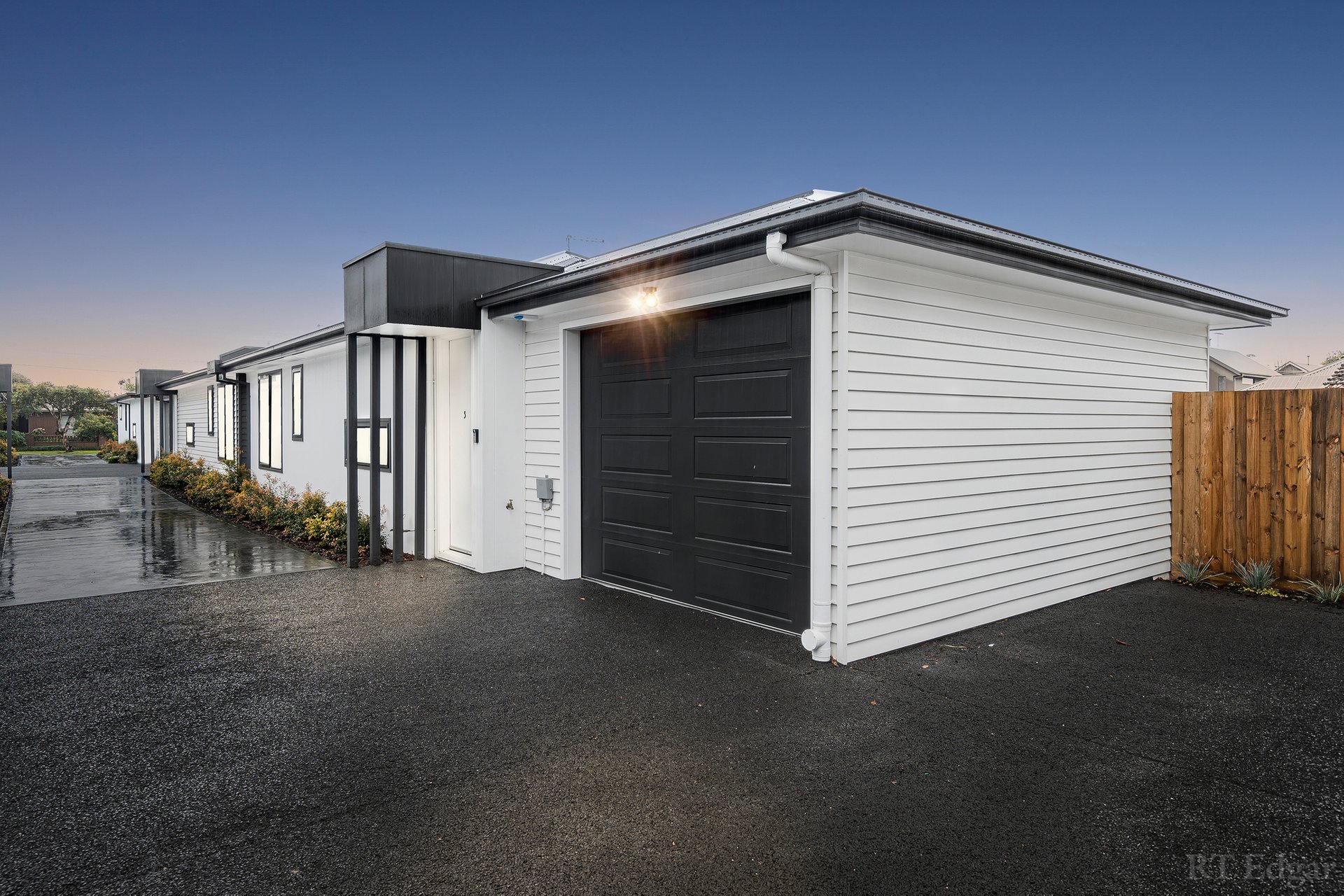 Property Gallery Thumbnail 10