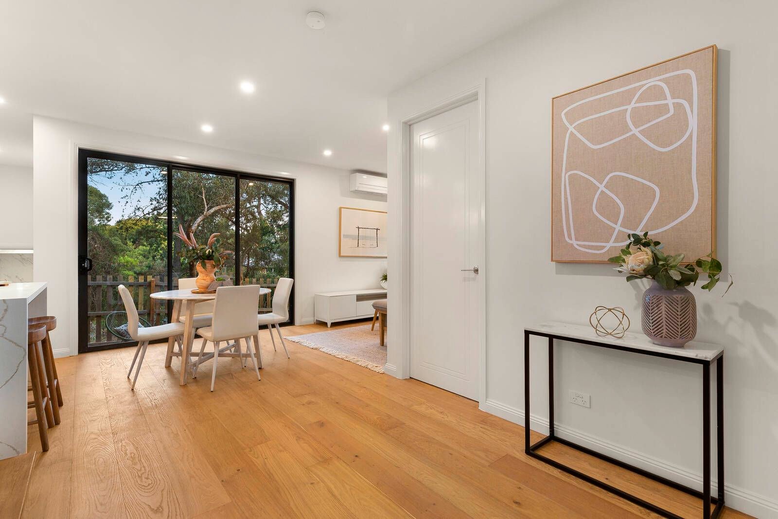 Property Gallery Thumbnail 2