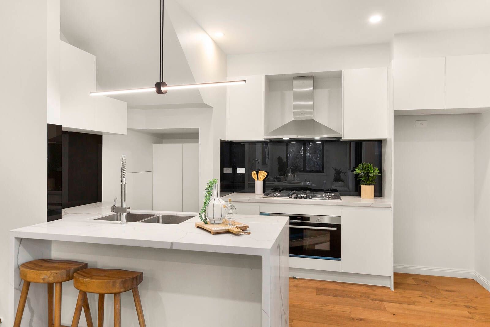 Property Gallery Thumbnail 4