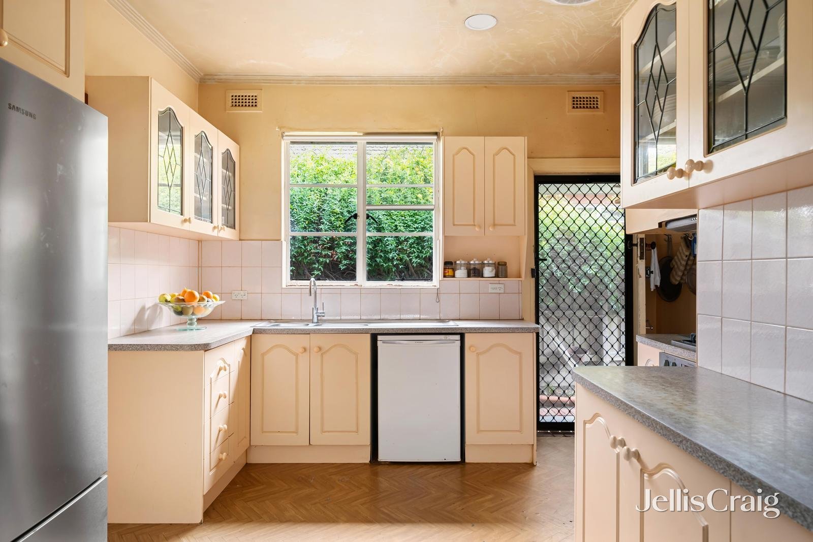 323 East Boundary Road, Bentleigh East image 4