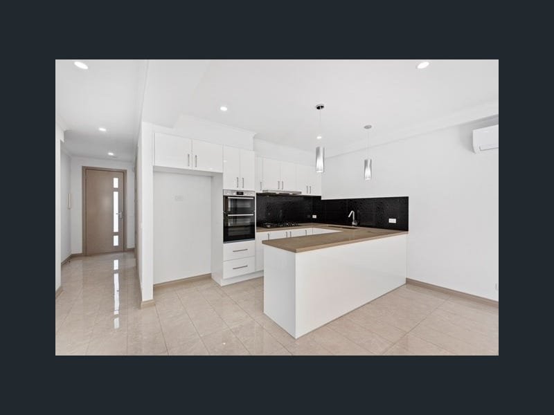 323 Elgar Road, Surrey Hills image 2
