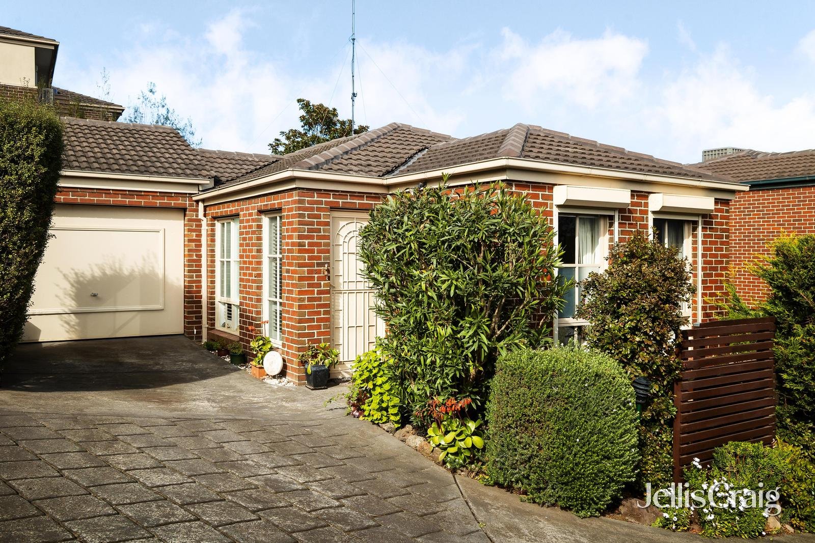 3/23 Hender Street, Doncaster image 1