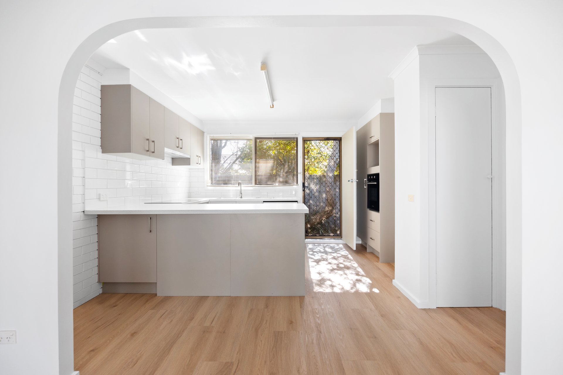Property Gallery Thumbnail 3