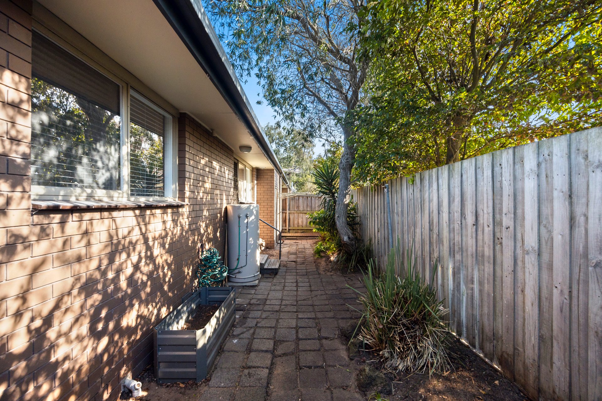 Property Gallery Thumbnail 6