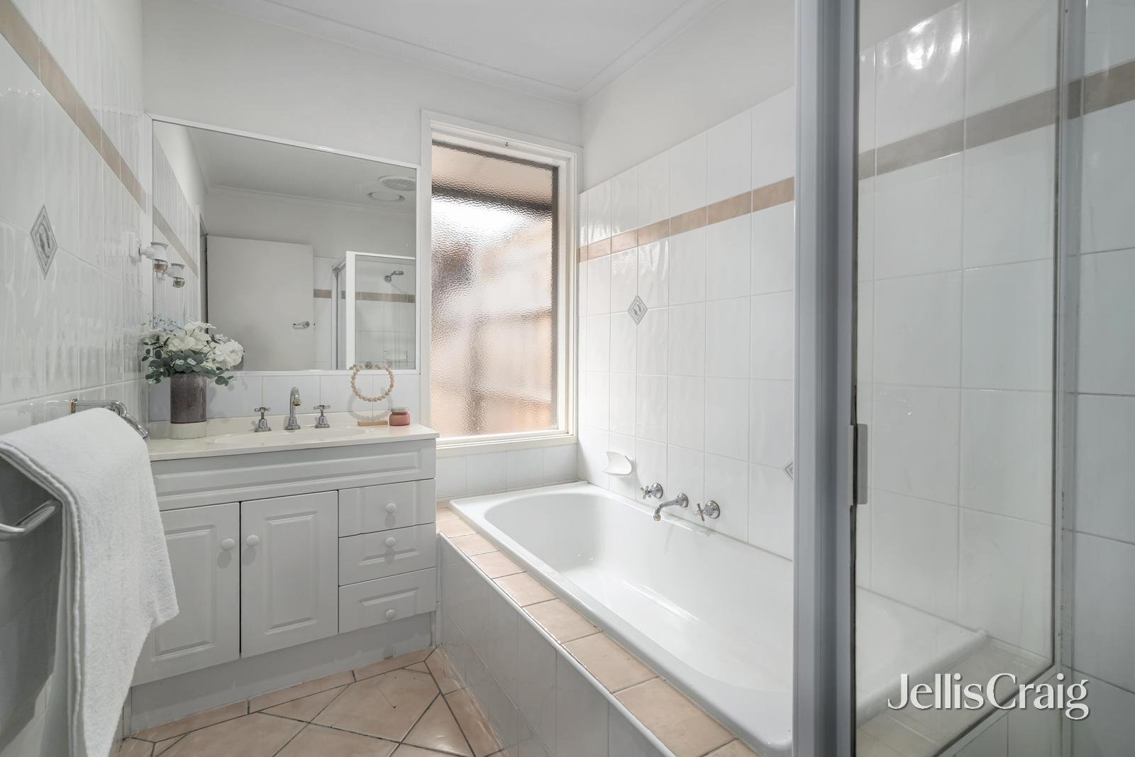 3/23 Meadow Crescent, Mount Waverley image 5