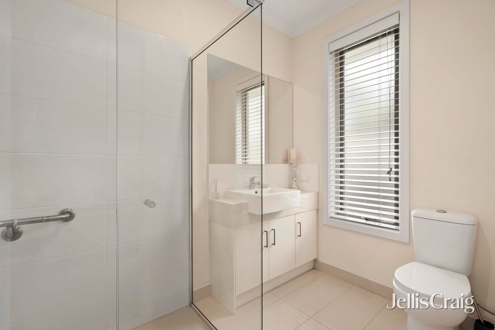 3/23 Ronald Road, Croydon image 5