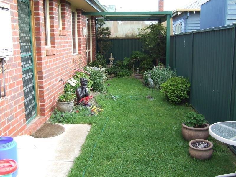 3/232 Humffray Street North, Brown Hill image 3