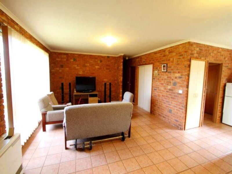 3/232 Humffray Street North, Brown Hill image 4