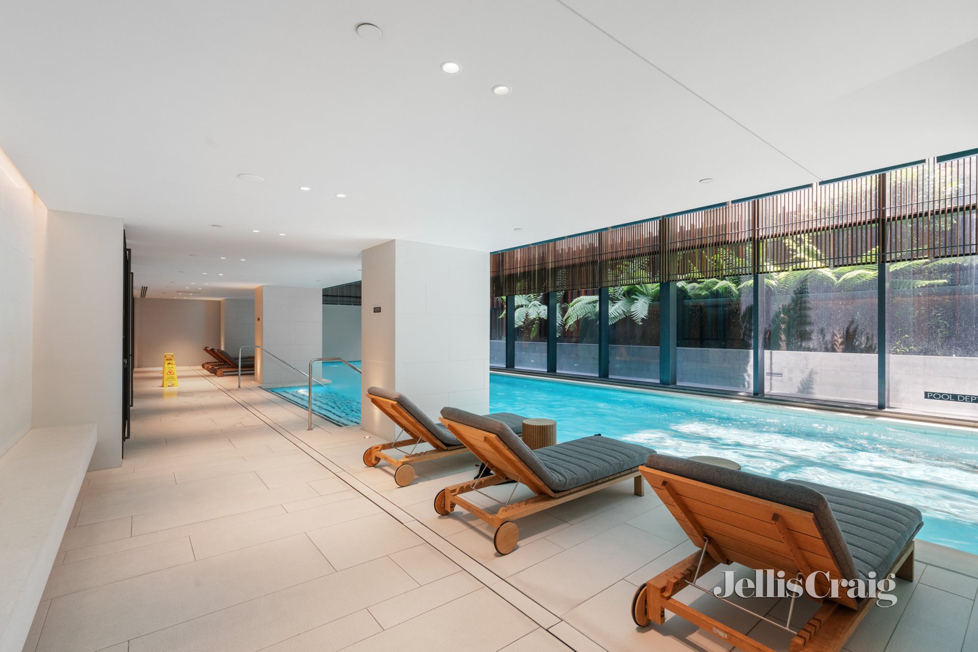 323/280 Albert Street, East Melbourne image 8