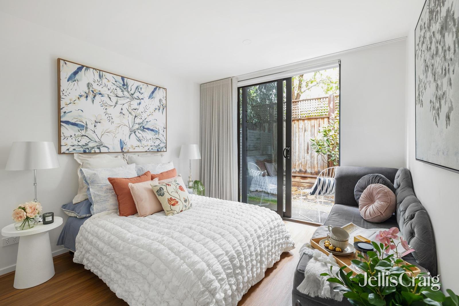 3/233 Burke Road, Glen Iris image 4