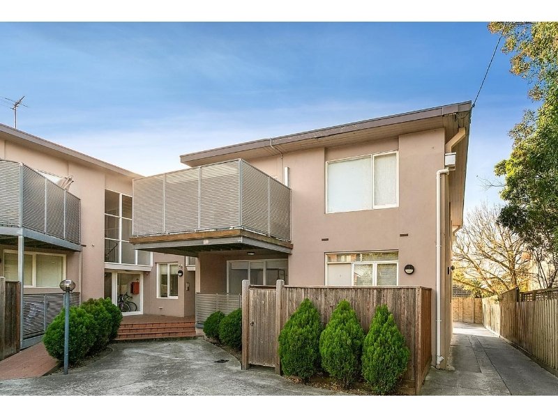 3/233 Cotham Road, Kew image 1
