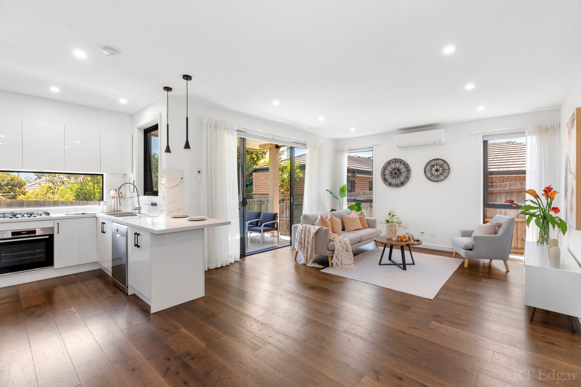 Property Gallery - Main Image