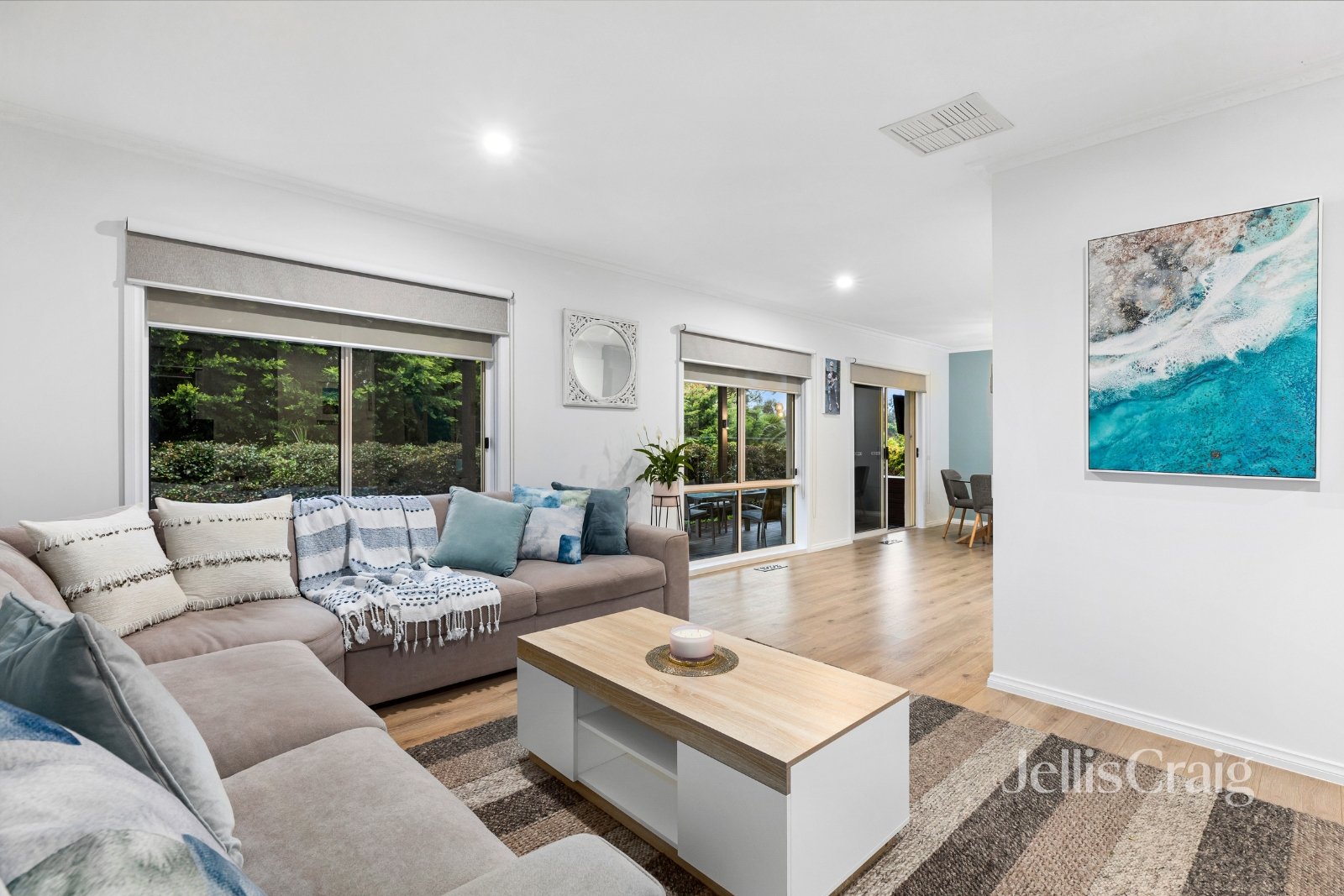 3/235 Nepean Street, Greensborough image 5