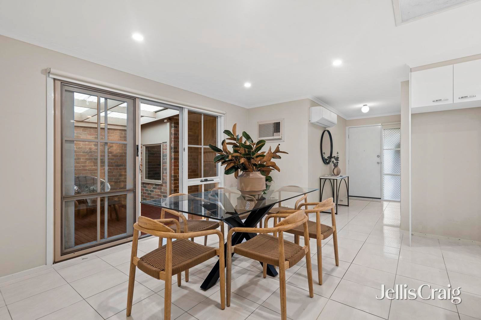 3/236 Dorset Road, Croydon image 3