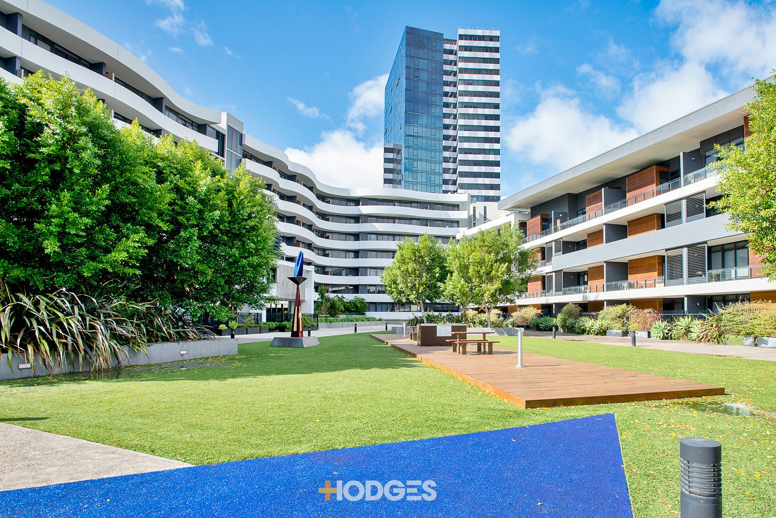 323/66 Mt Alexander Road, Travancore image 1