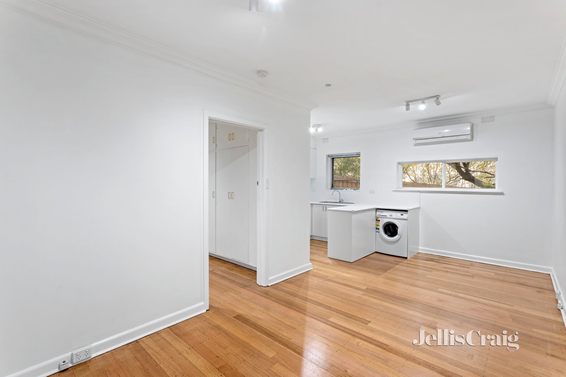 3/24-26 Brixton Rise, Glen Iris image 2