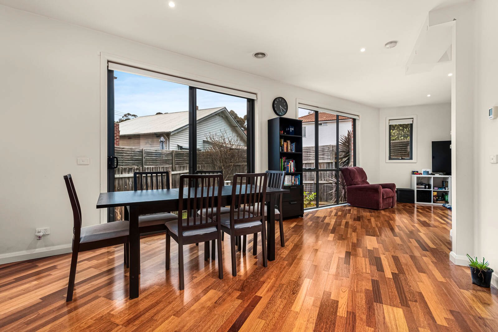 Property Gallery Thumbnail 4