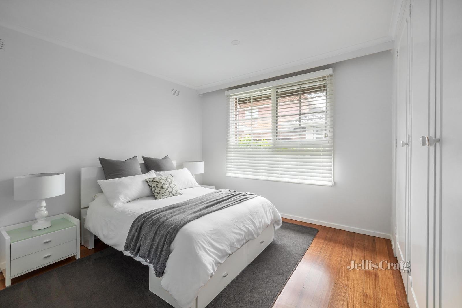 3/24 Allenby Road, Canterbury image 4