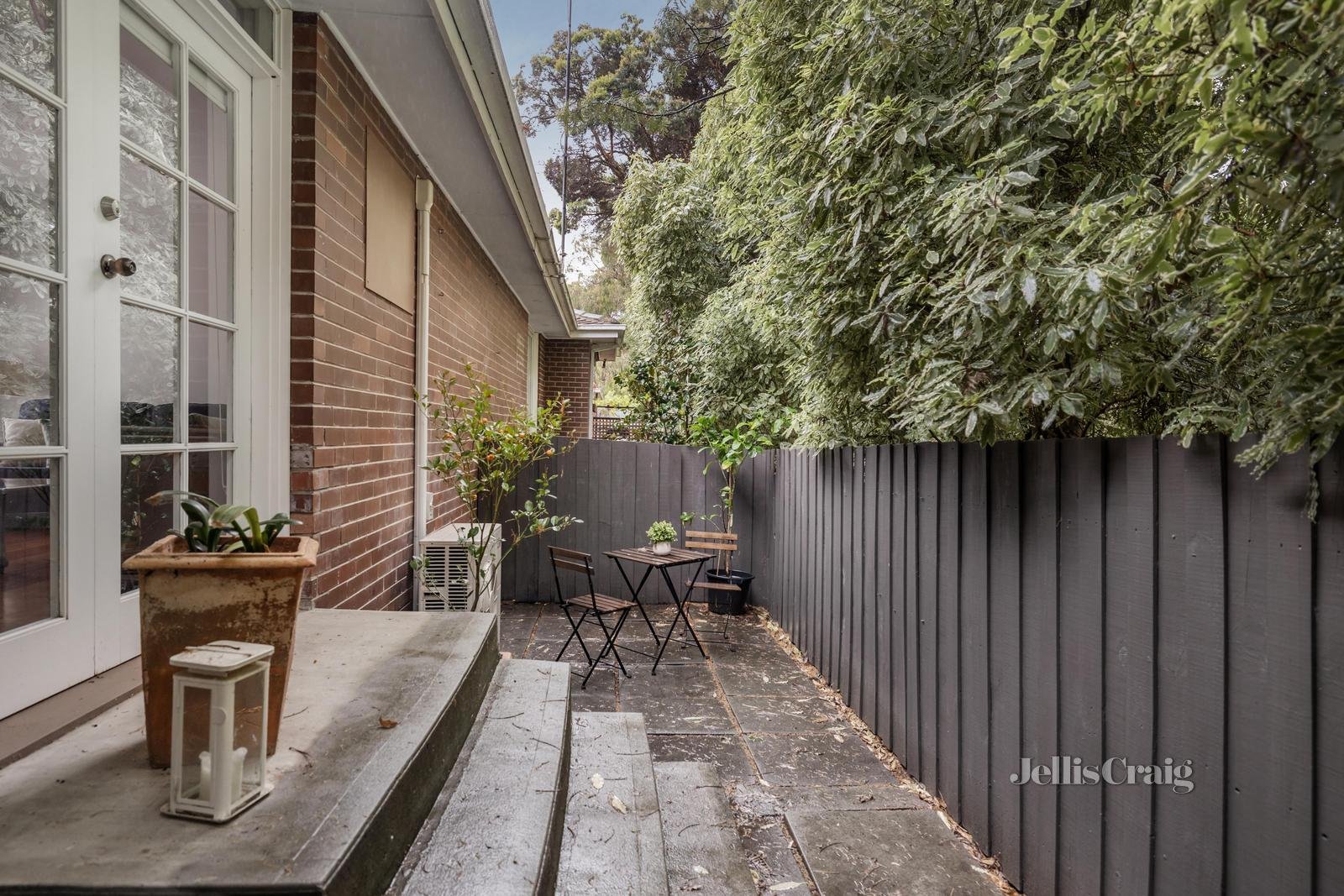 3/24 Allenby Road, Canterbury image 8