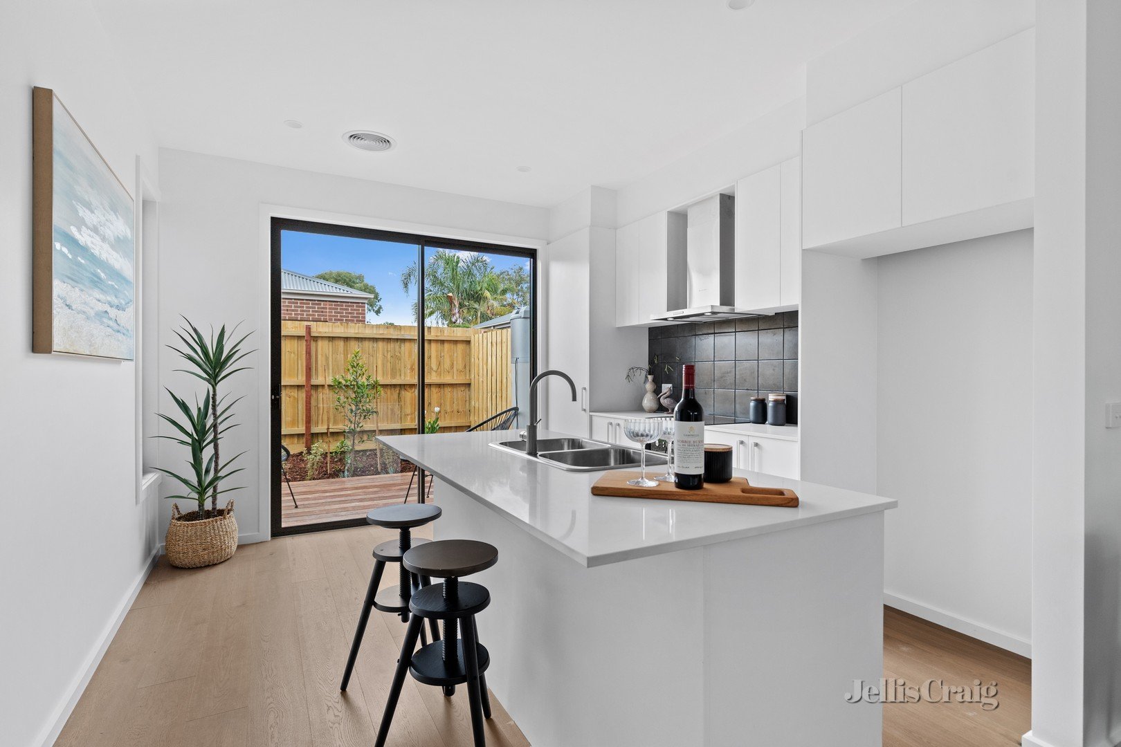 3/24 Centenary Street, Seaford image 3