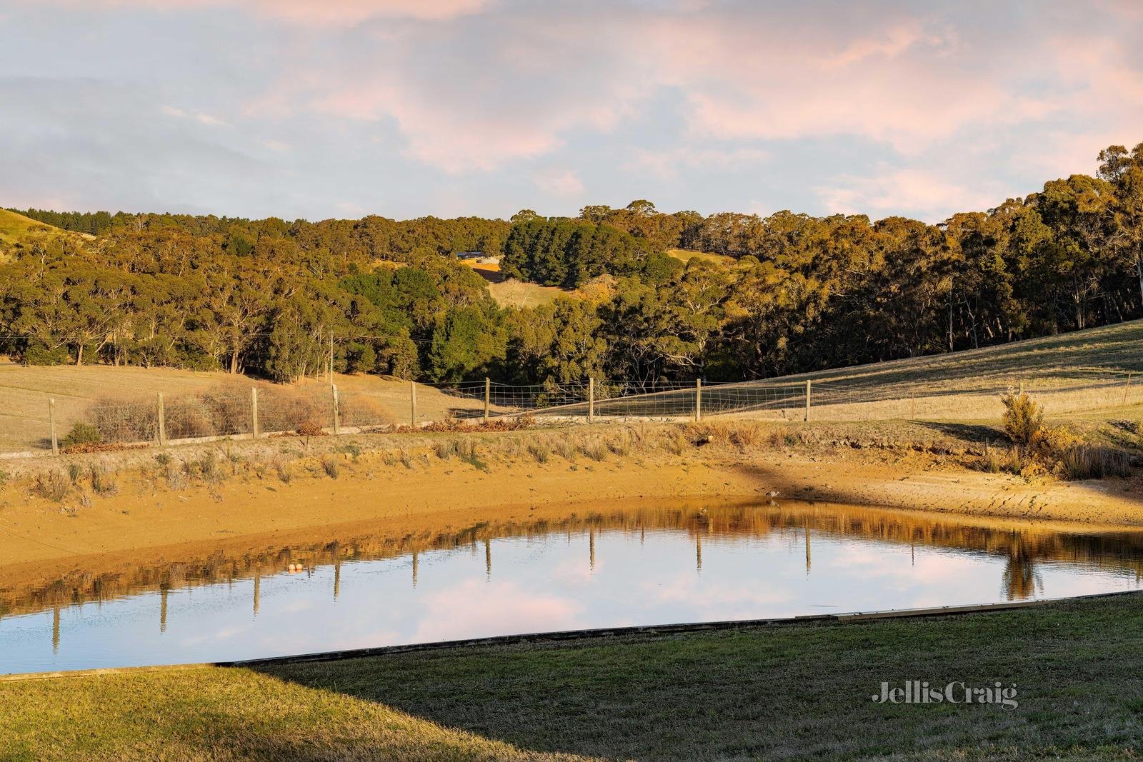 324 Glenisla Road, Glen Park image 13