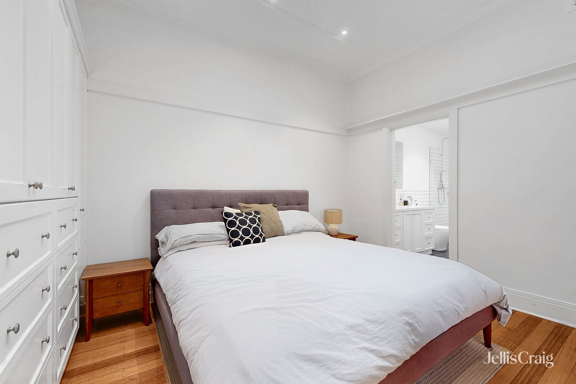 324 Koornang Road, Carnegie image 7