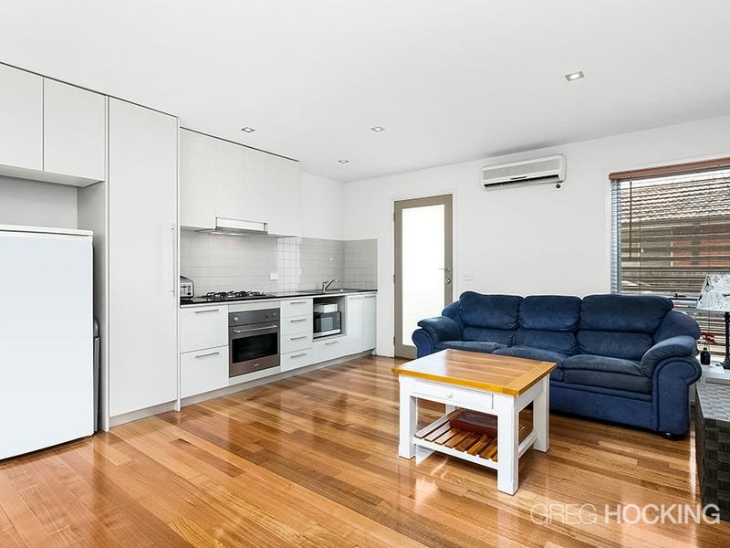 3/24 Noordenne Avenue, Seaholme image 2