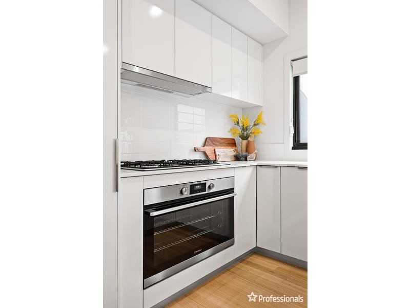 3/24 Reay Road, Mooroolbark image 4