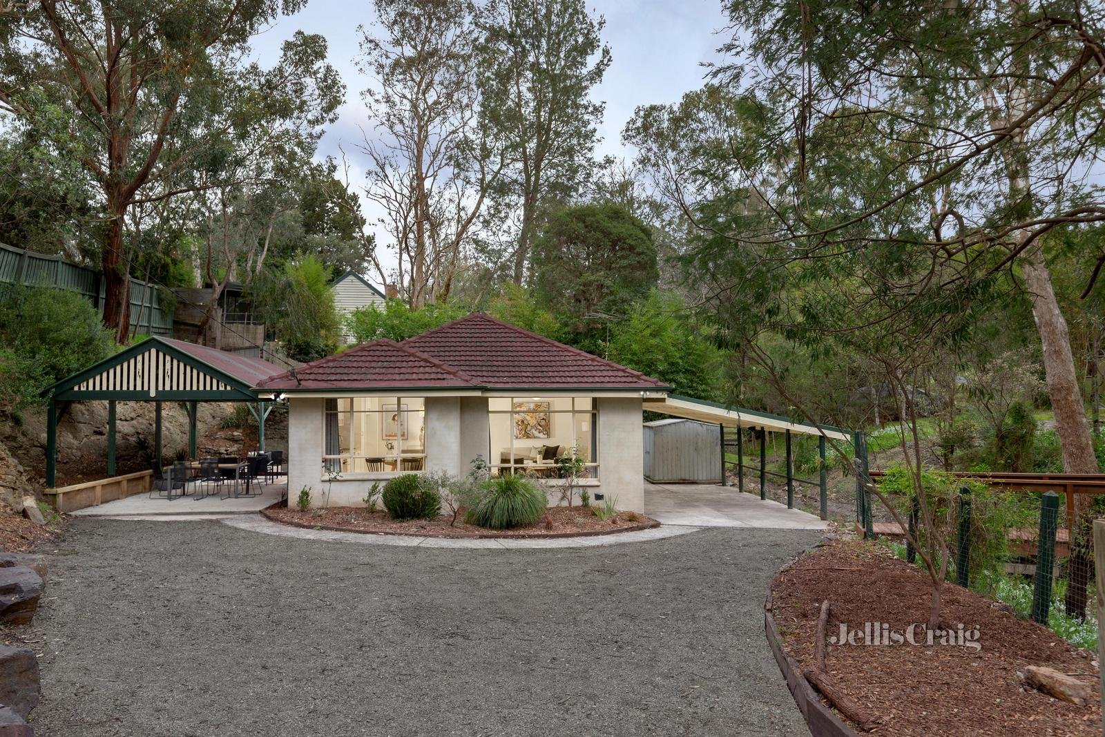 324 Ringwood-Warrandyte Road, Warrandyte image 1