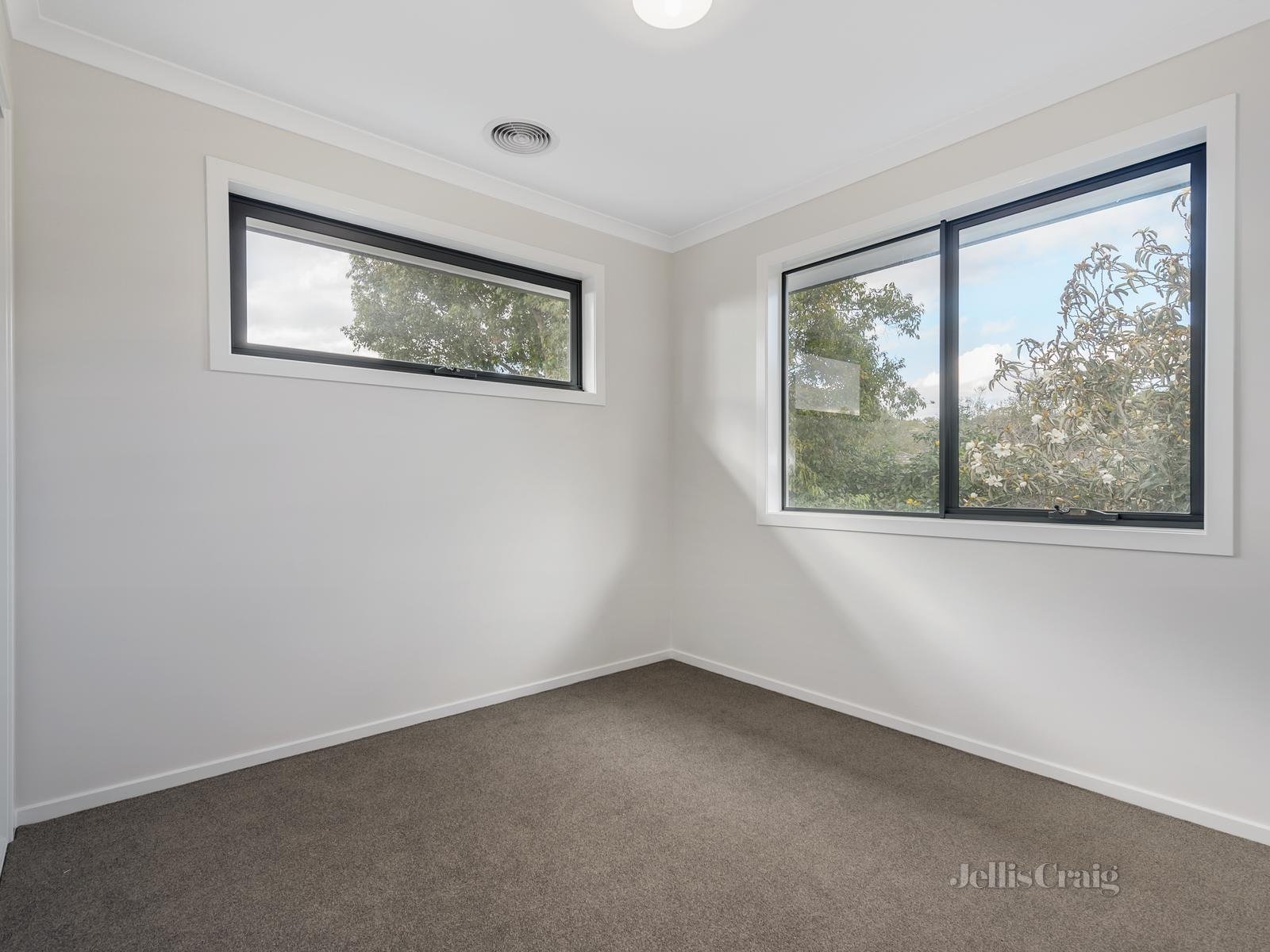 3/24 Roland Street, Mount Waverley image 7