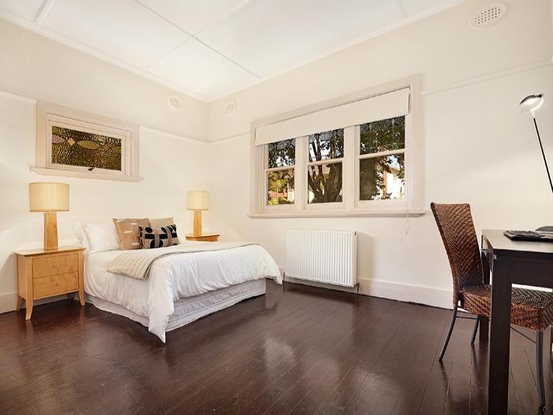Property Gallery Thumbnail 6