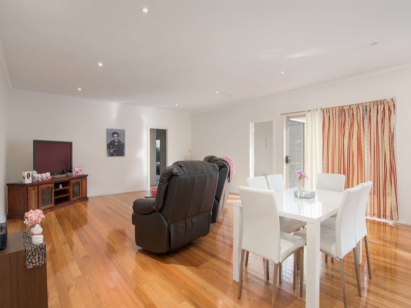 3/24 Sherlock Road, Croydon image 3